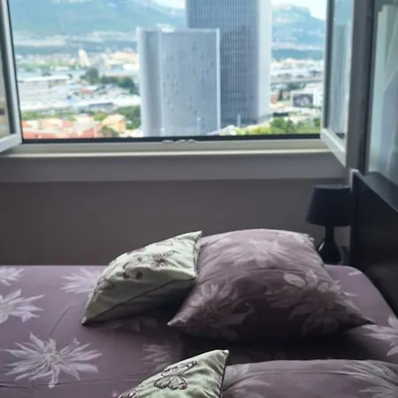 Step 2 Sky Appartement Split