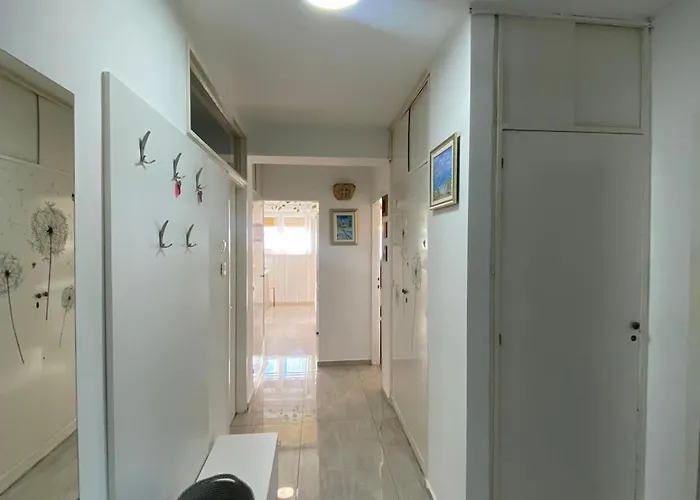 Step 2 Sky * Spalato